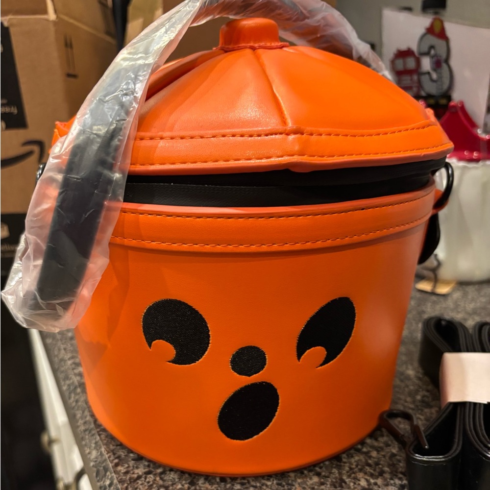 NWT McDonald’s Halloween Bucket Purse from monster creations